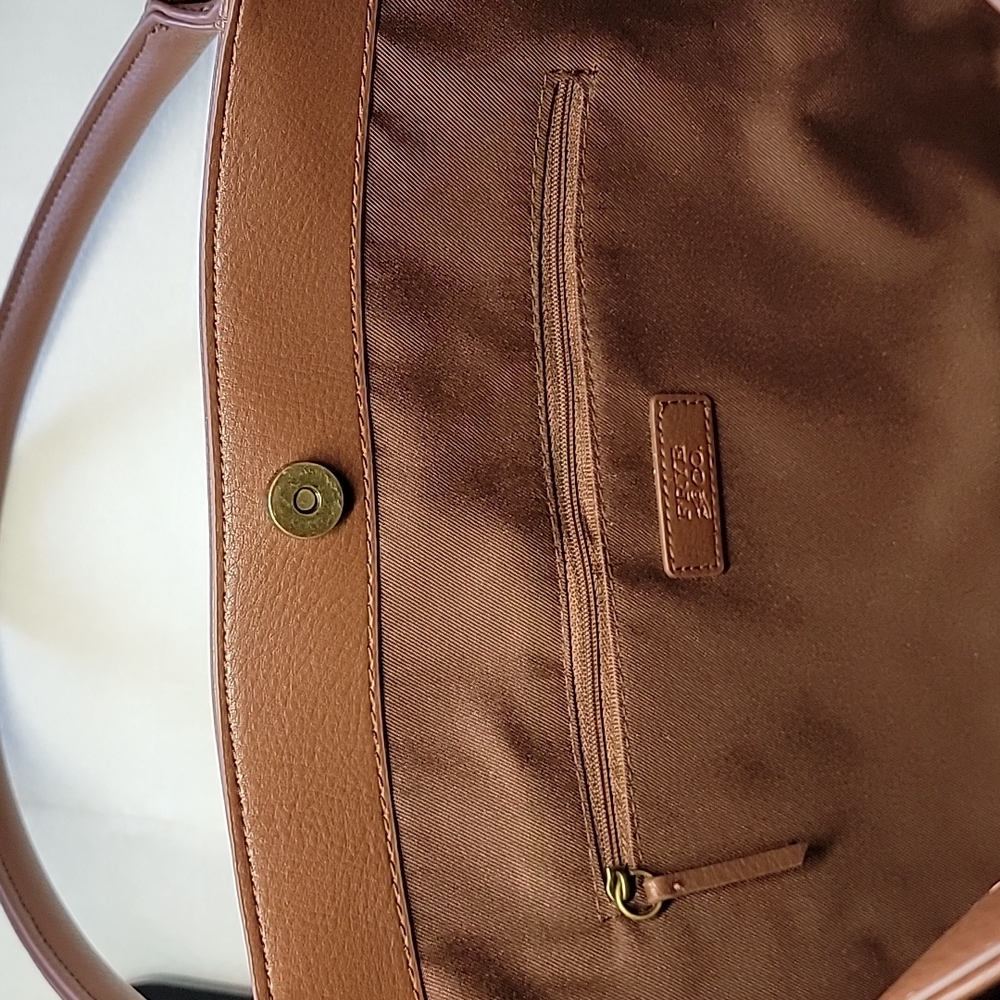 FRYE and Co Embossed Large Shoulder Tote Bag - Picture 8 of 12